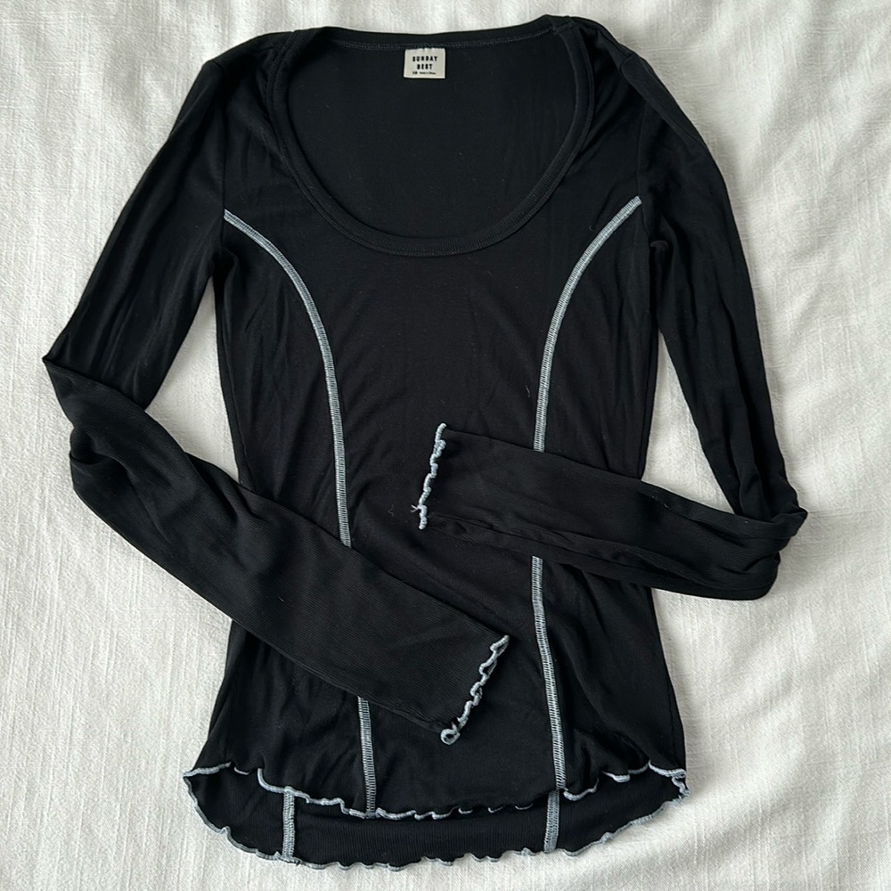 Aritzia Sunday Best Contrasting Seam Long Sleeve